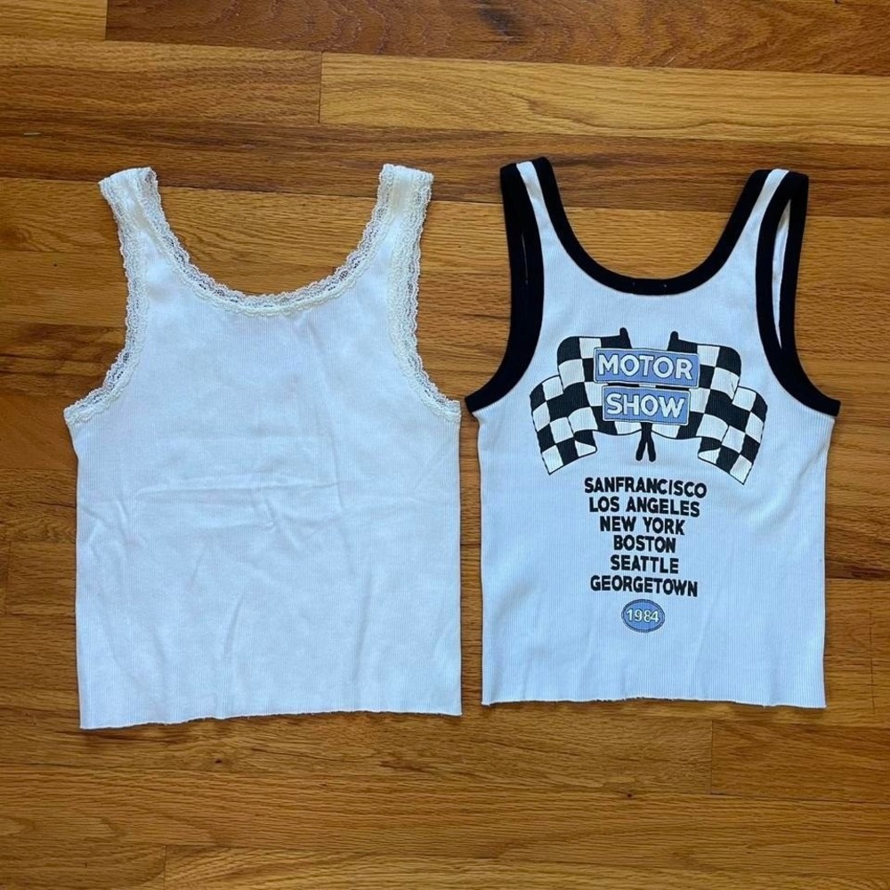 Lot of 2 White Graphic Tanks Retro Fruit Classic Car Preppy Twee Casual SIze S - Picture 4 of 4